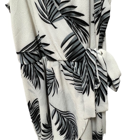 Dream of Me Palm Tree Print Dress with layered Ruffled Skirt, Size Medium - Picture 6 of 17